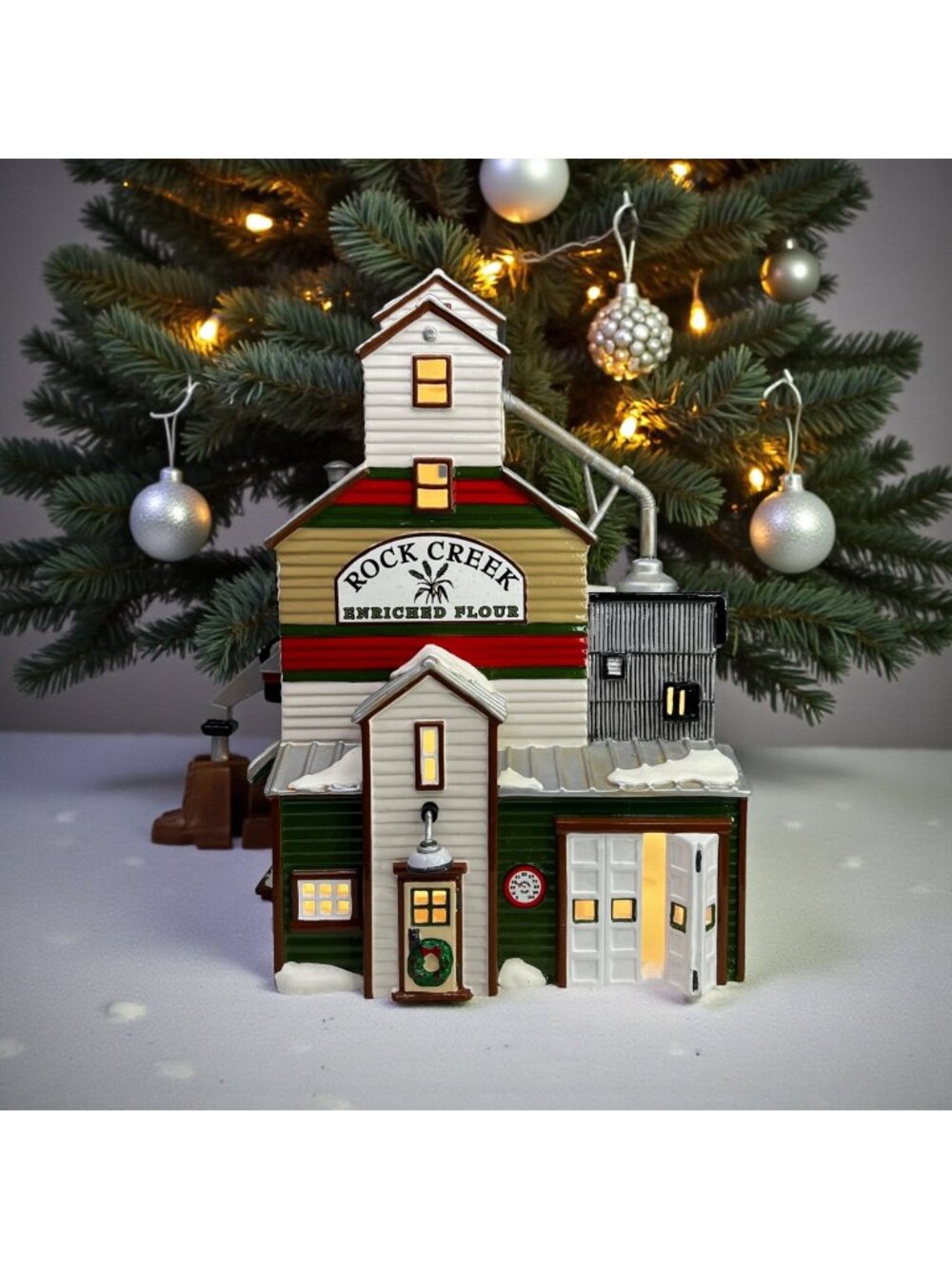 The Farmer's Co-op Granary Snow Village Lighted Christmas Building 1999